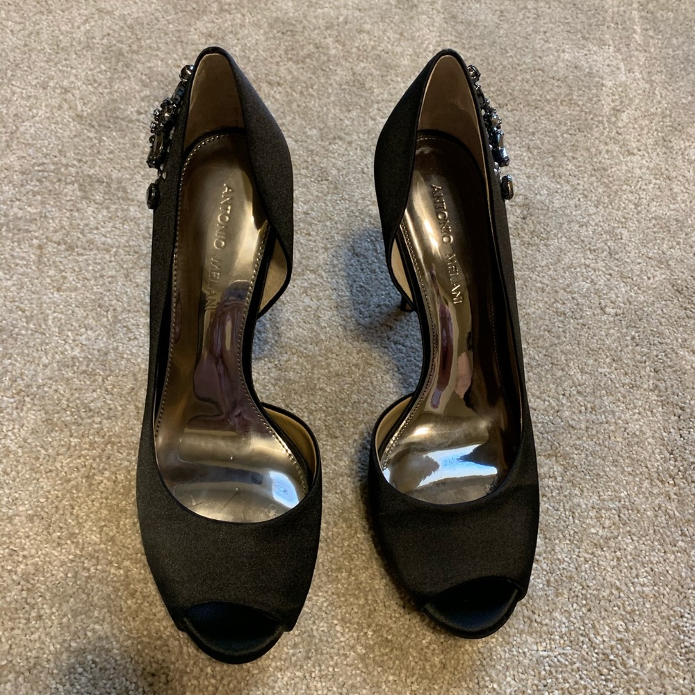 Antonio Melani Black Platform Pumps Gem
